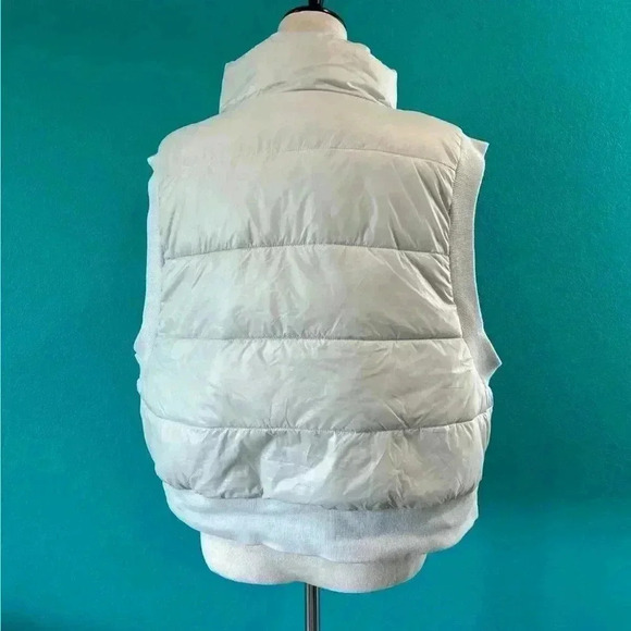 Offline by aerie light blue silver looking puffed vest in size xl - Picture 2 of 4